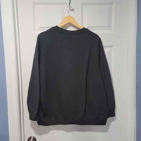 Peanuts Snoopy Sweater Size 1X in Black with Pumpkin Theme - Picture 4 of 6